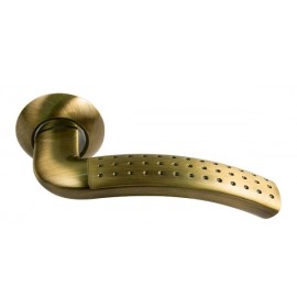 Ручка  дверная ARCHIE S010  59MB P античная бронза