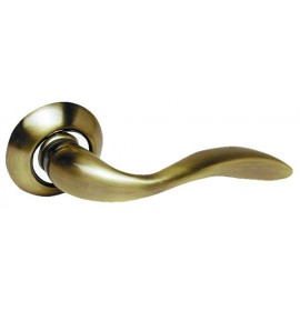 Ручка  дверная ARCHIE S010 R ВВ (бронза)