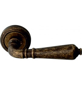 MELODIA Ручка на розетке ANTIK 130V 50мм антик бронза AAB